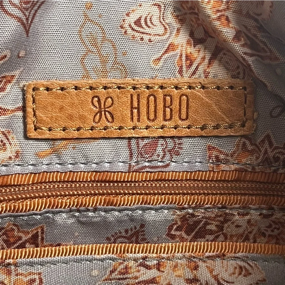 HOBO International Large Leather Crossbody Bag Knot Strap Shoulder Purse Green